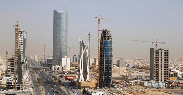Saudi Arabia loses Fitch rating over budget concerns