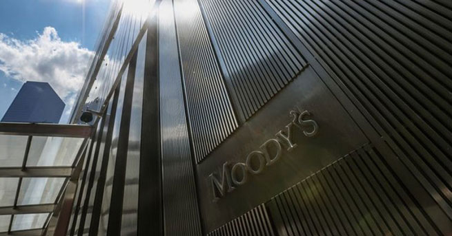 Moody's Türkiye'nin kredi notunu düşürdü Moody's Türkiye'nin kredi notunu düşürdü