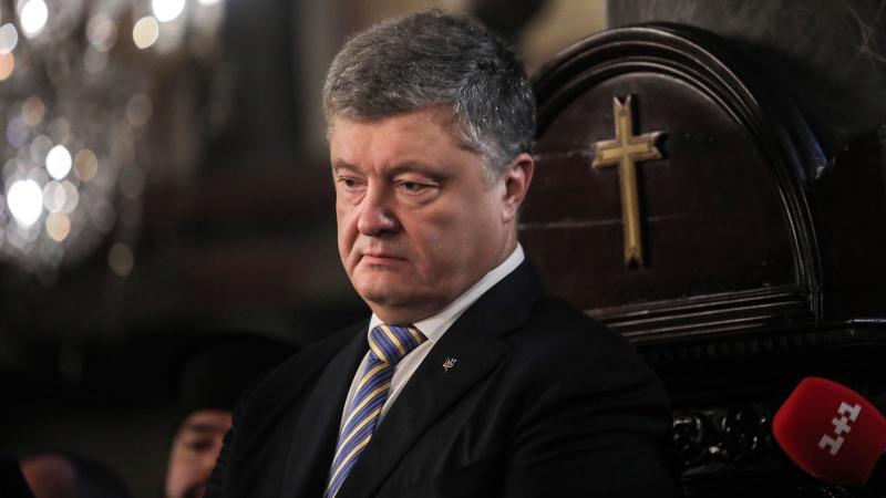 Poroşenko'dan NATO'ya çağrı: Karadeniz'e daha fazla savaş gemisi yollayın Poroşenko'dan NATO'ya çağrı: Karadeniz'e daha fazla savaş gemisi yollayın
