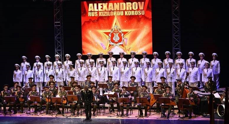 Kızıl Ordu Korosu 90. yılında İstanbul'da konser verecek